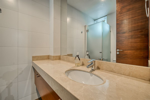 Fantástico Departamento Triplex Con Jardín