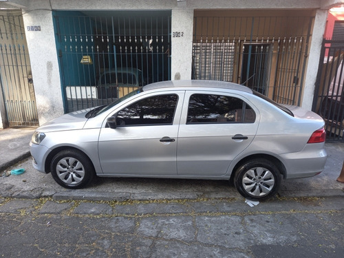 Imagem 8 de 11 de Volkswagen Voyage 2015 1.0 Trendline Total Flex 4p