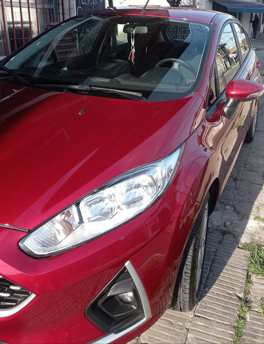 Imagen 4 de 7 de Ford Fiesta Kinetic Design 1.6 Sedan S 120cv 2019