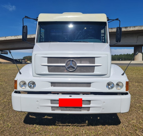 Imagem 2 de 10 de Mercedes - Benz - 1620 - 6x2 - 2006/06- Carroceria - Filé.