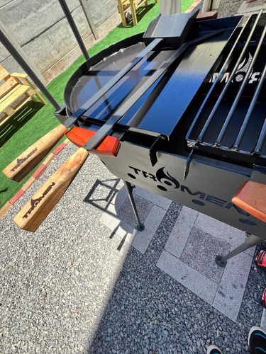 Imagen 6 de 10 de Parrilla Para Asados A Carbón Premium Tromen Duomo Oval