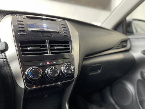 Toyota Yaris 1.5 Xl Plus Connect 16v Cvt 5p