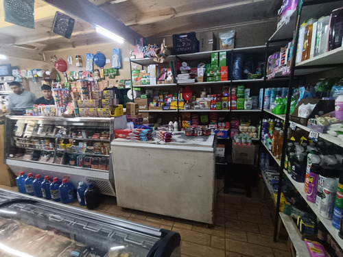 Se Vende Estratégica Casa Comercial Frutillar