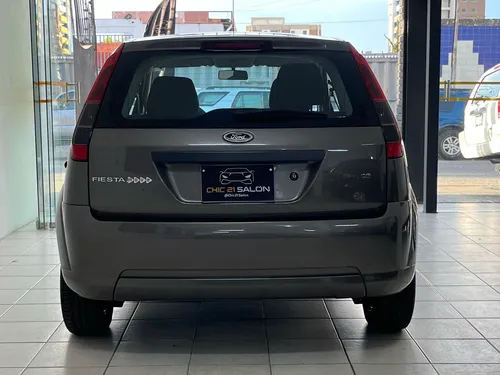 Ford Fiesta Move 2012