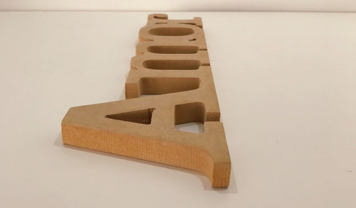 Imagem 3 de 3 de Palavra Amor 15mm 10x36 Mdf