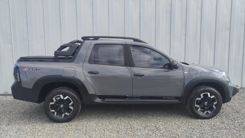 Renault Duster Oroch Intens 1.3 Turbo 4x4
