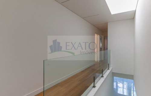 Imagem 8 de 15 de Casa Em Condomínio Construção Nova, Excelente Acabamento, Sobrado Com 4 Suítes Piscina E Jardim. - Em50170