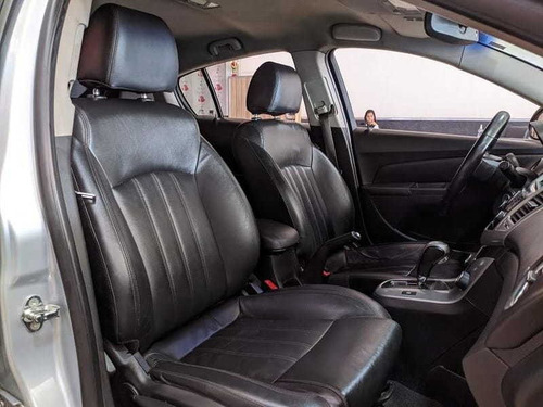 Imagem 11 de 12 de Chevrolet Cruze Lt Hb