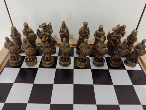 Jogo De Xadrez Temático Medieval Templários Contra Saladino