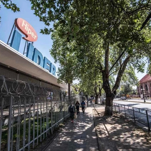 Las Brisas De Macul/ Nueva Línea 8 Del Metro