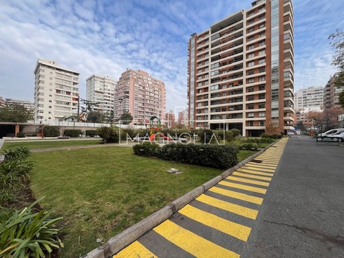 Departamento En Arriendo De 3 Dorm. En Las Condes