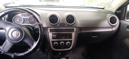 Volkswagen Voyage 1.6 Comfortline Plus 101cv