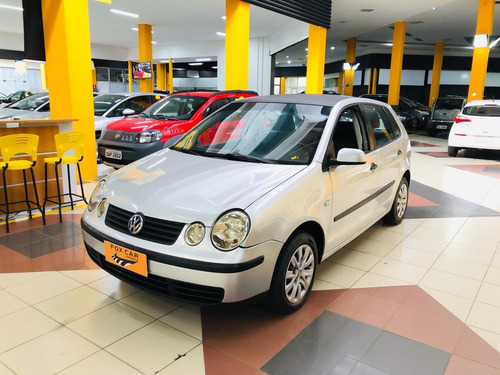Volkswagen Polo 1.6 2002/2003 (8749)