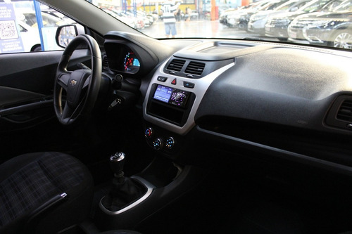 Imagem 7 de 14 de Chevrolet Cobalt 1.4 Mpfi Lt 8v 2017