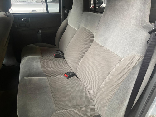 Chevrolet S-10 2.4 MPFI RODEIO 4X2 CD 8V FLEX 4P MANUAL