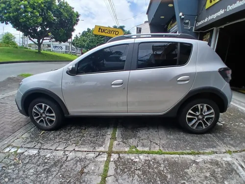 Renault Stepway 1.6 Intens Cvt