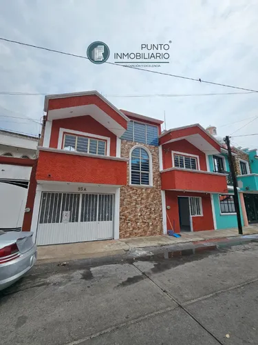 Casa En Renta En Ejidal Ocolusen 5cuartos 2 Baños 1 Cochera