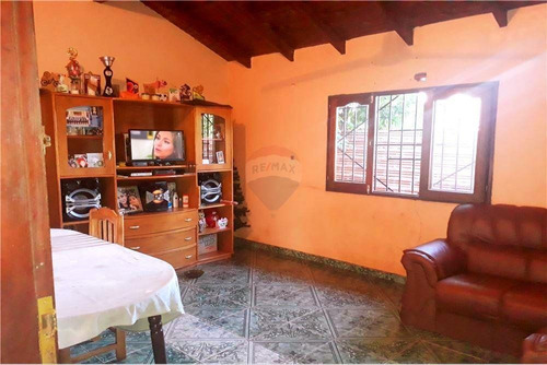 Imagen 9 de 14 de Vendo Casa En Hohenau Con 3 Habitaciones Y 1 Baños.