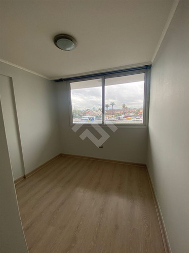 Departamento 2d+2b Con Estacionamiento. En Maipú