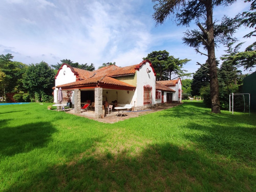 Imagen 11 de 18 de Ruta 202 Casa 8 Ambientes Lote 2.709 Mts² Venta Los Polvorines Malvinas Argentinas