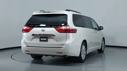 Toyota Sienna 3.5 Limited At