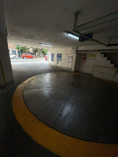 Imagen 2 de 12 de Venta Cochera Recoleta