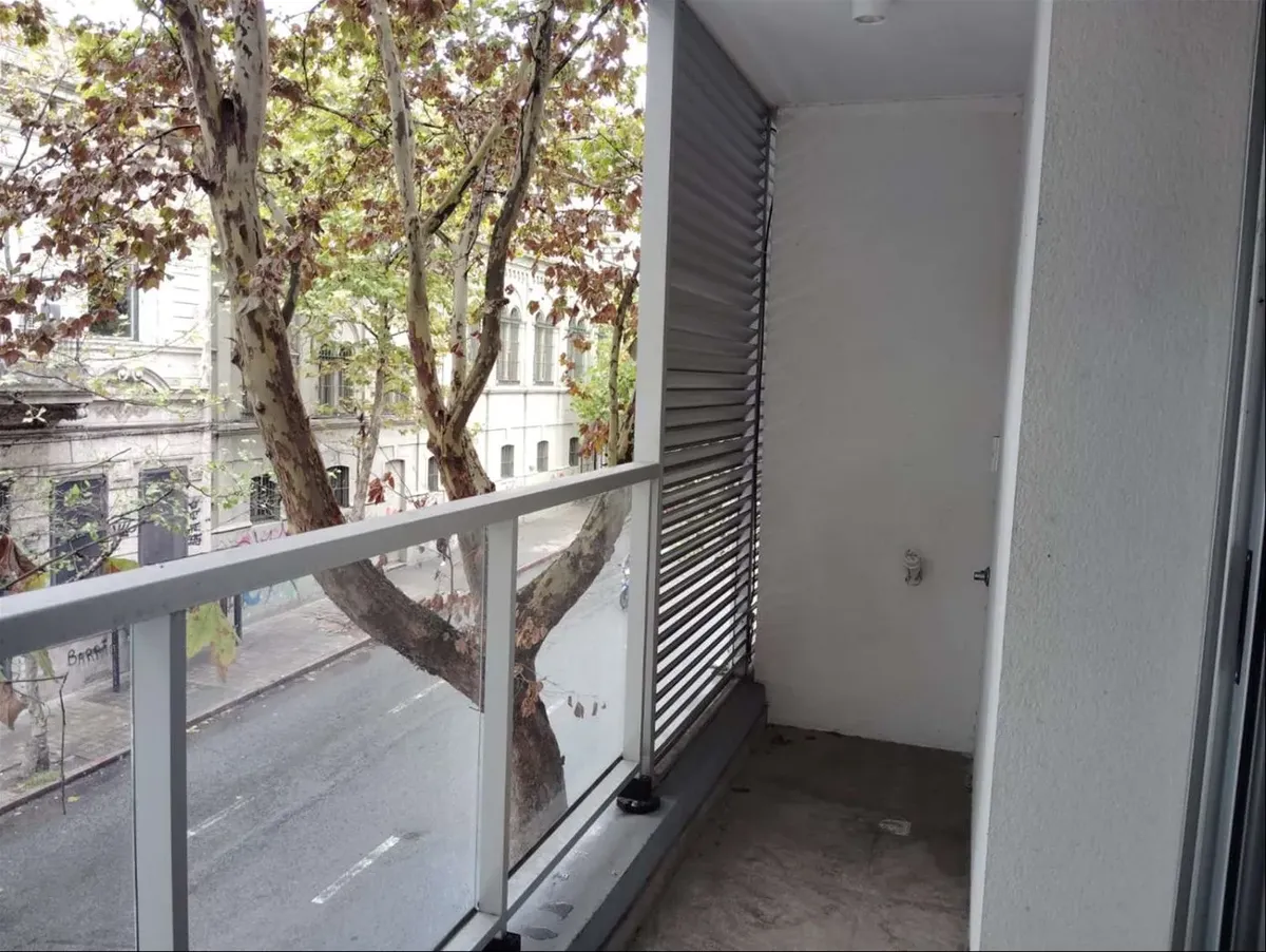 Apartamento De 2 Dormitorios En Centro  Unidad 501 · Foto 3