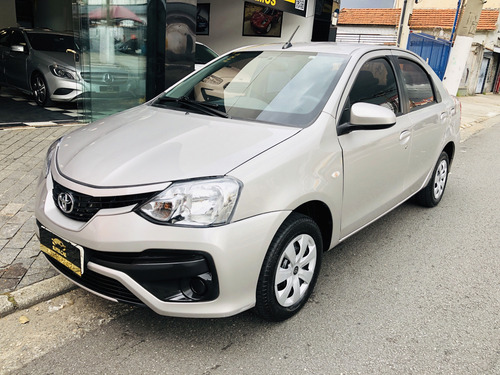 Toyota Etios 1.5 XS SEDAN 16V FLEX 4P AUTOMÁTICO