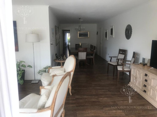 Departamento - Playa Mansa