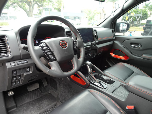 Nissan Frontier 3.8 V6 Pro-4X 4Wd Mt