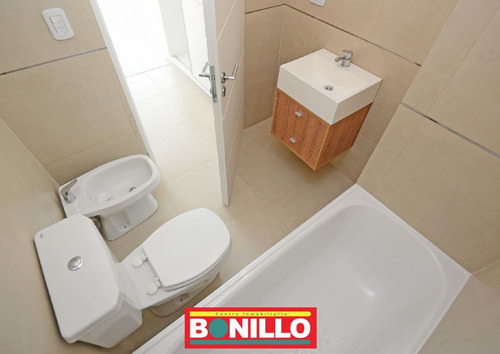 Imagen 14 de 17 de Departamento 2 Ambientes Venta Villa Pueyrredon
