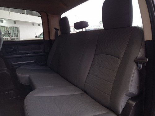Imagen 12 de 15 de 2016 Ram 3500 4x2 Dually Motor Diesel
