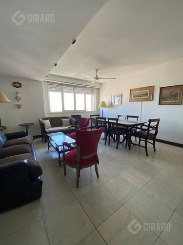 Venta De Departamento En Playa Grande