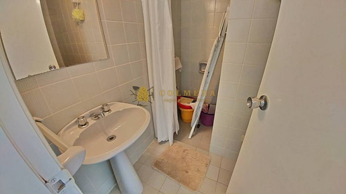 Apartamento En Muy Buena Ubicacion Frente Playa Mansa, De 4 Dor, Con Balcon Con Parrillero. Consulte!!!!!!!!- Ref: 2182