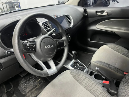 Kia Soluto 1.4 Emotion At