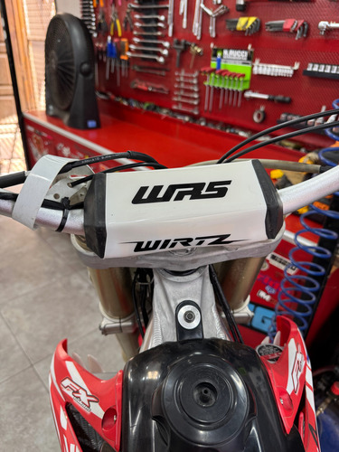 Carpeta Completa Motor Impecable Con 18hs De Uso Service De