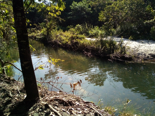 Chácara Auto-sustentável Com Vista Para A Serra Dos Pireneus