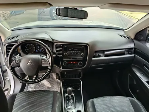 Mitsubishi Outlander Kaiteki 2.4 Full 4x4 At 7 Psj 2020