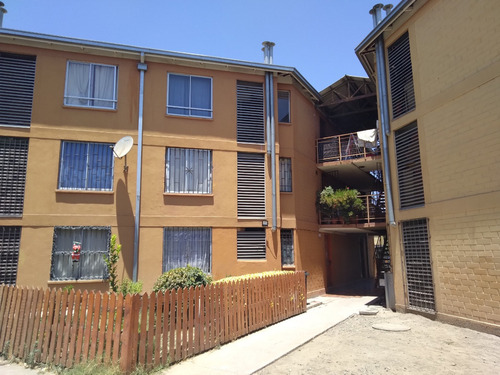 Departamento En Quilicura, 3 Dormitorios
