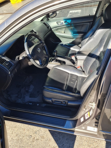 Imagen 10 de 11 de Honda Accord 2.4 Ex-l 2006