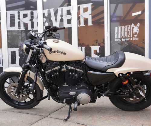 Harley Davidson Iron 883 2014