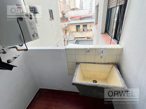 Imagen 10 de 14 de 2 Ambientes Muy Cómodos! Muy Buena Ubicación!