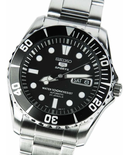 Reloj Deportivo Seiko 5 Sumergible Negro Snzf17