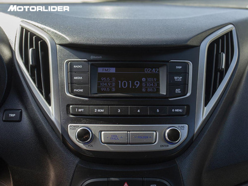 Imagen 21 de 25 de Hyundai Hb20s Comfort Extra Full 1.6 | Permuta / Financia