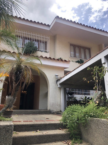 Casa En Venta En Prados Del Este. Mr