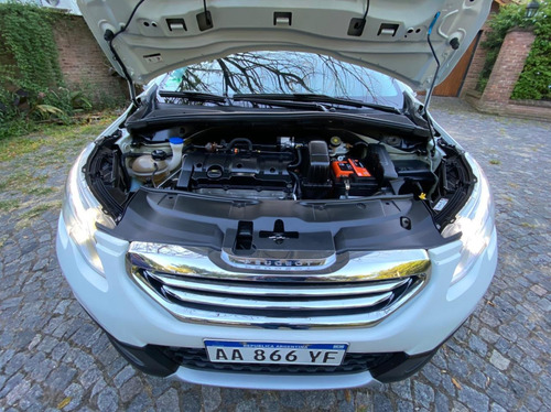 Peugeot 2008 1.6 Allure Tip 2017 1er Dueño Servicio Oficial