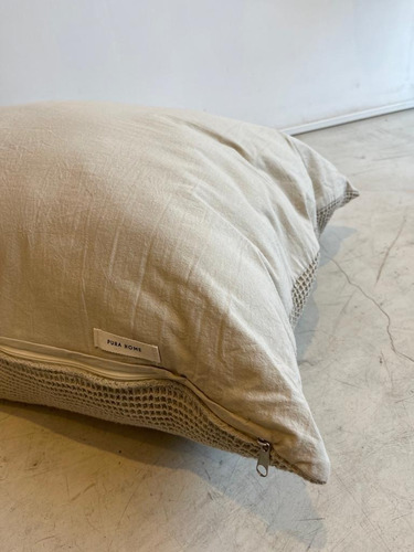 Almohadón Nido Espalda Tussor 80x75cm Pura Home