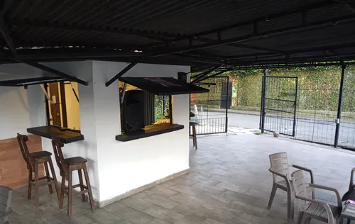 Arriendo Local En Ditaires