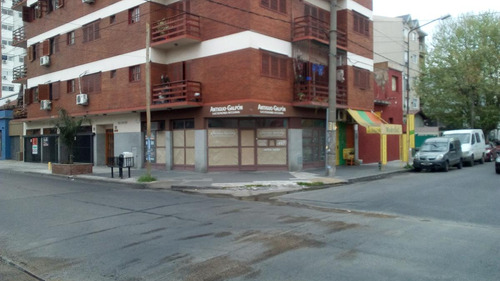 Local - Ramos Mejia