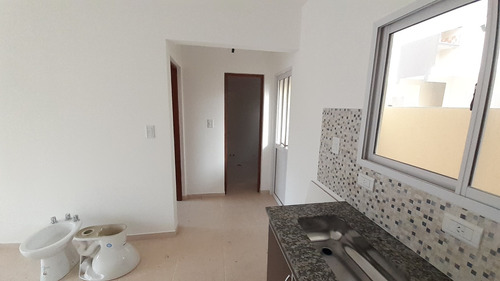 Imagen 2 de 6 de Oportunidad Departamento A Estrenar En Planta Baja Cochera